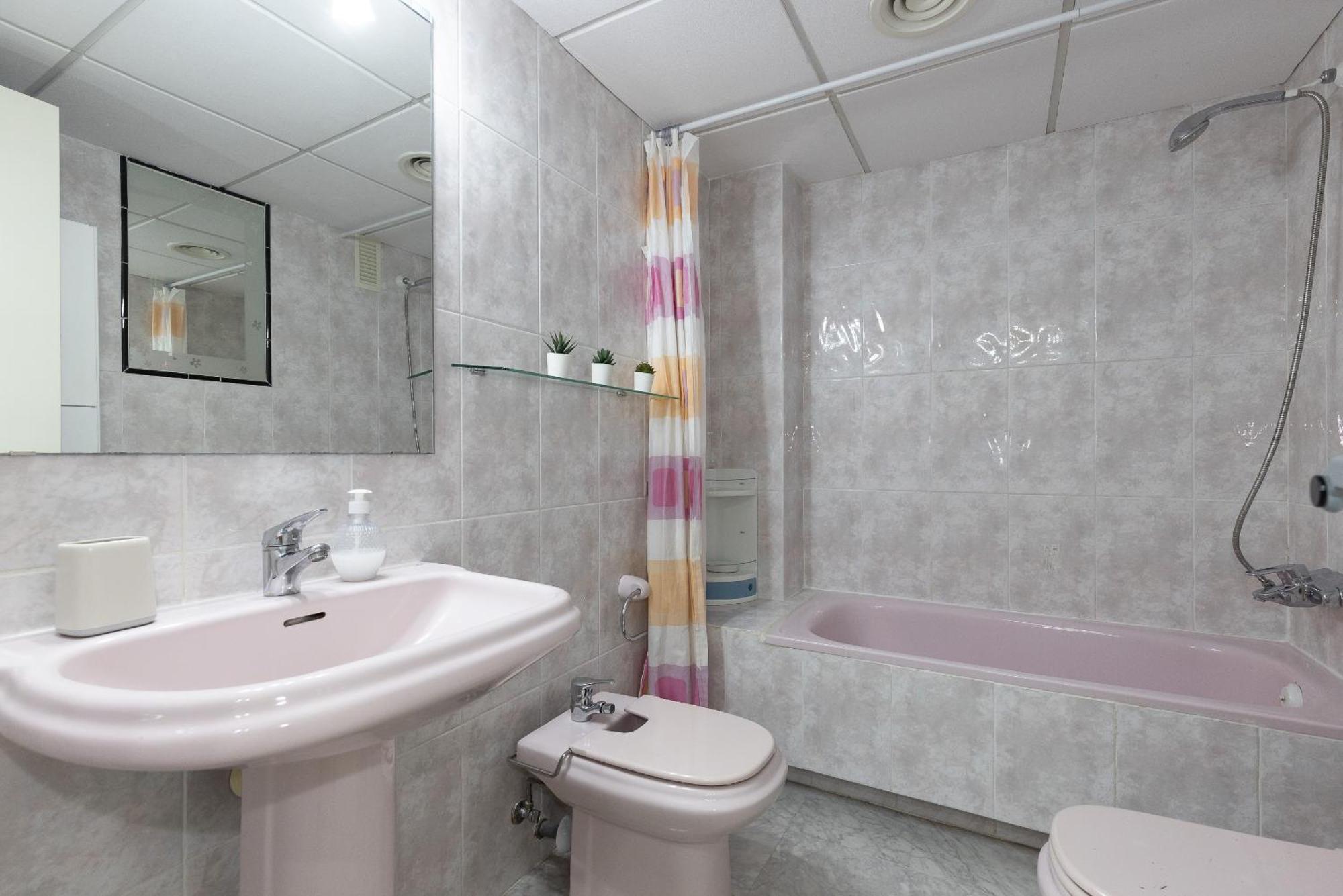 Uhc Cancun Apartments Salou Exterior foto